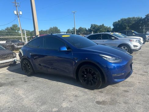 Used 2021 Tesla Model Y Long Range AWD/4WD image 7