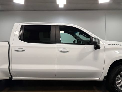 Used 2023 Chevrolet Silverado 1500 LT AWD/4WD image 30