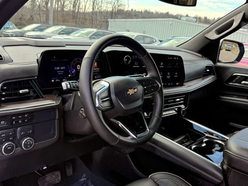 Certified 2025 Chevrolet Tahoe Premier image 12