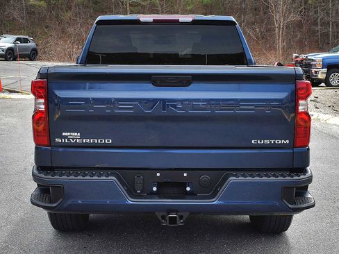 Used 2022 Chevrolet Silverado 1500 Custom image 7