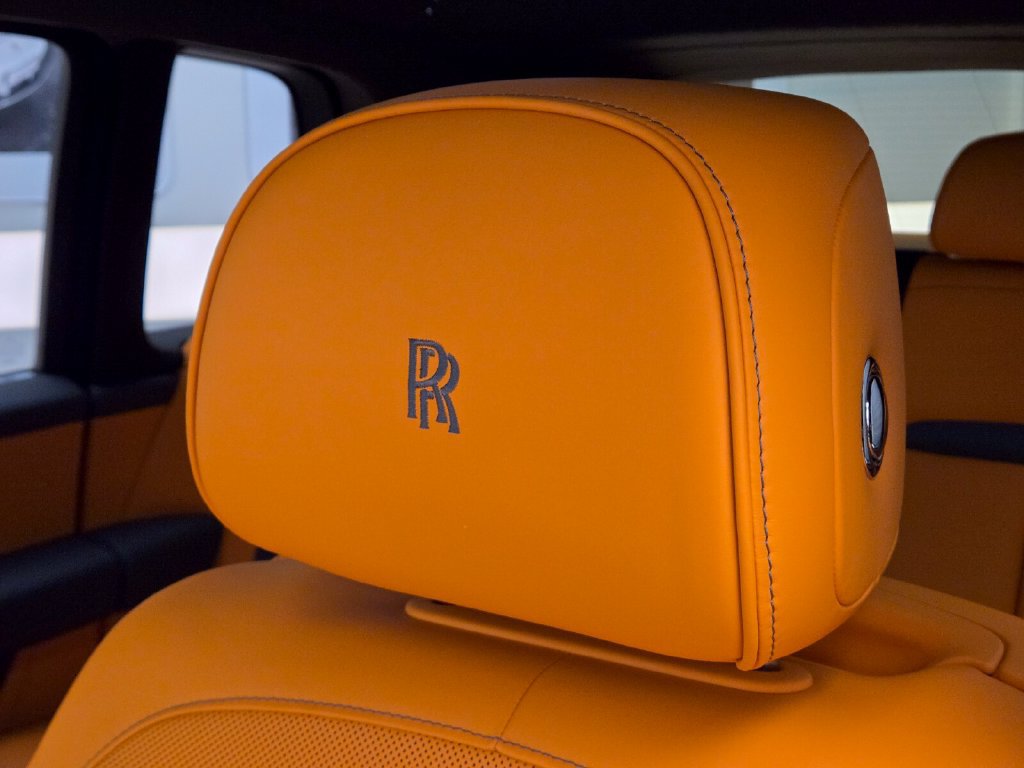 New 2027 Rolls-Royce Cullinan Black Badge AWD/4WD image 32