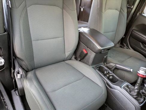 Used 2020 Jeep Wrangler Sport image 20