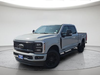 New 2026 Ford F250 Lariat w/ Black Appearance Package