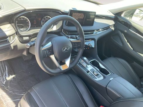 Used 2025 INFINITI QX60 Pure image 17