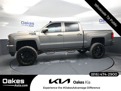 Used 2017 Chevrolet Silverado 1500 LT w/ All Star Edition image 5