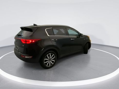 Used 2017 Kia Sportage EX w/ EX Technology Package AWD/4WD image 6