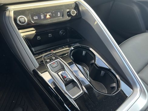 Used 2025 Audi Q5 Premium Plus w/ Premium Plus image 14