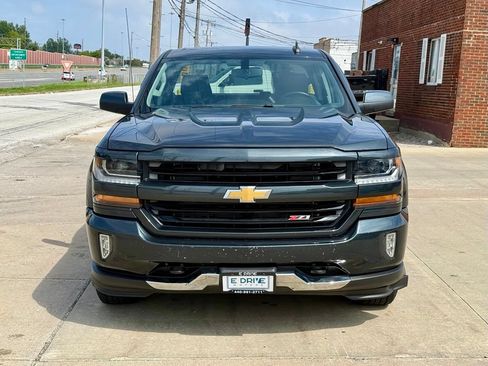 Used 2017 Chevrolet Silverado 1500 LT w/ All Star Edition AWD/4WD image 2