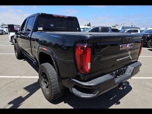 Used 2023 GMC Sierra 2500 AT4 w/ AT4 Premium Plus Package AWD/4WD image 2