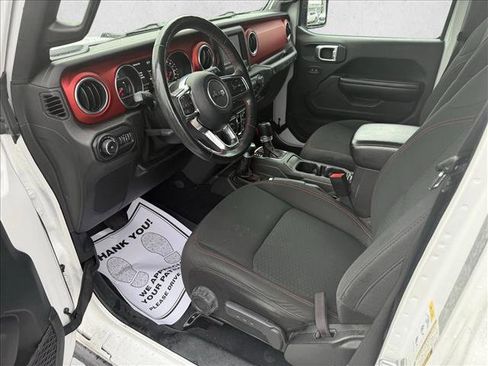 Used 2018 Jeep Wrangler Unlimited Rubicon image 9