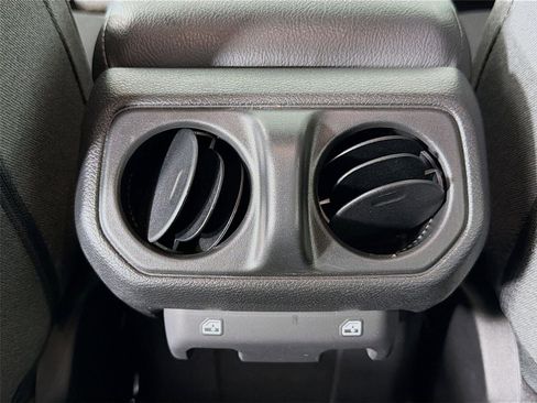 Used 2025 Jeep Wrangler Unlimited Sport AWD/4WD image 23