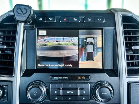 Used 2020 Ford F250 Lariat image 23