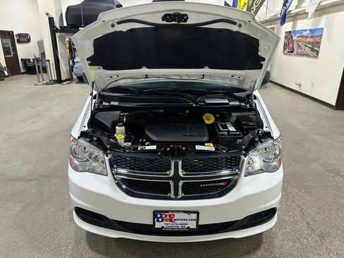 Used 2019 Dodge Grand Caravan SE image 56