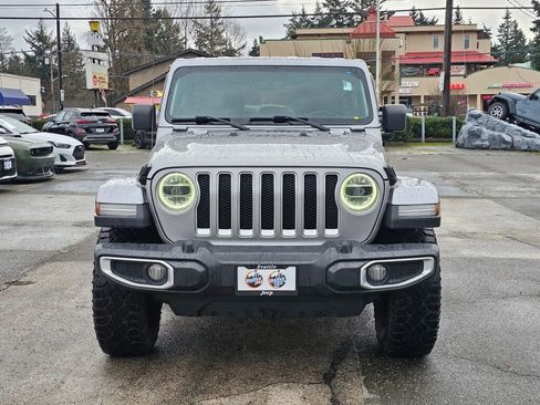 Used 2019 Jeep Wrangler Unlimited Sahara w/ Uconnect 4C Nav & Sound Group image 3
