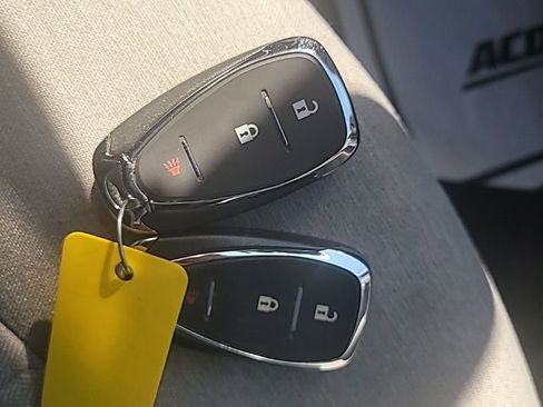 Used 2022 Chevrolet Equinox LT image 22