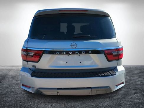 Used 2021 Nissan Armada SV w/ SV Appearance Package image 5