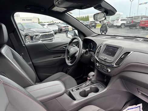 Certified 2023 Chevrolet Equinox RS w/ LPO, Floor Liner Package FWD image 18
