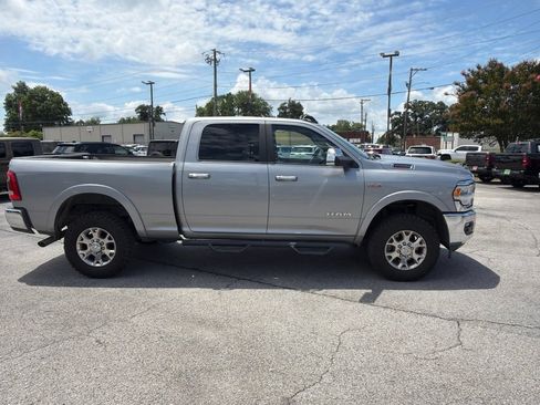 Used 2020 RAM 2500 Laramie AWD/4WD image 3