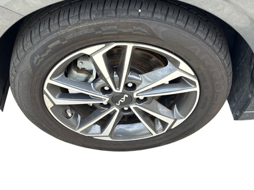 Used 2023 Kia Forte LXS FWD image 40