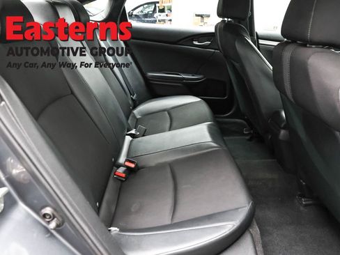 Used 2019 Honda Civic Sport image 22