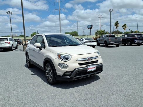 Used 2016 FIAT 500X Trekking image 2