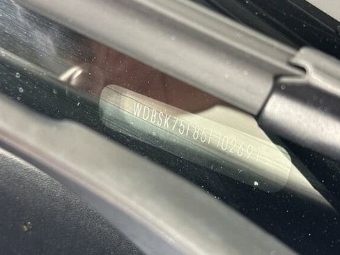 Used 2005 Mercedes-Benz SL 500 image 32