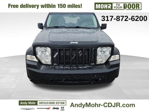 Used 2010 Jeep Liberty Sport w/ Popular Equipment Group image 2