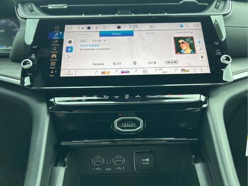 New 2026 Jeep Grand Cherokee Limited image 16