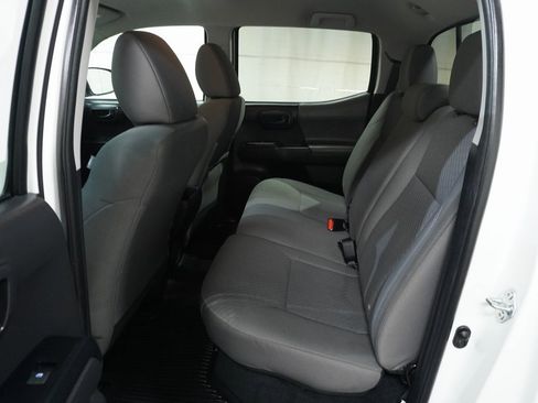 Certified 2022 Toyota Tacoma 4x4 Double Cab image 13