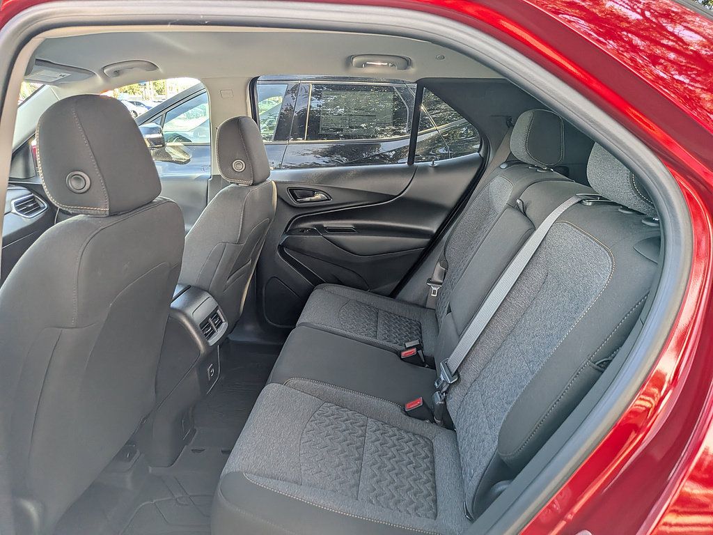 Certified 2024 Chevrolet Equinox LT FWD image 13