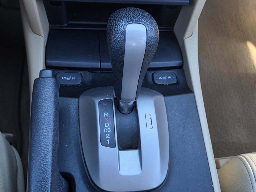 Used 2010 Honda Accord EX-L image 27