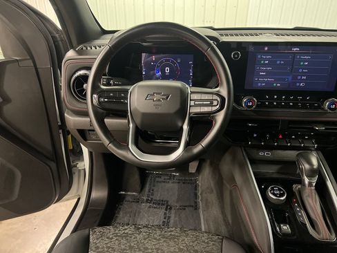 Certified 2023 Chevrolet Colorado Z71 w/ Z71 Convenience Package 2 AWD/4WD image 18