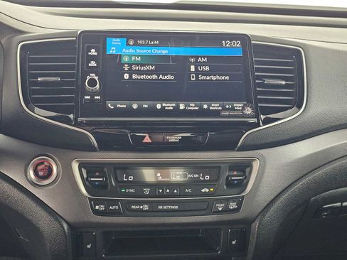 Used 2025 Honda Ridgeline RTL image 26