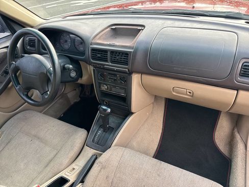 Used 2001 Subaru Forester L image 10