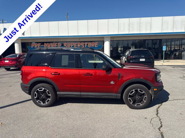 Used 2022 Ford Bronco Sport Outer Banks w/ Tech Package AWD/4WD image 2