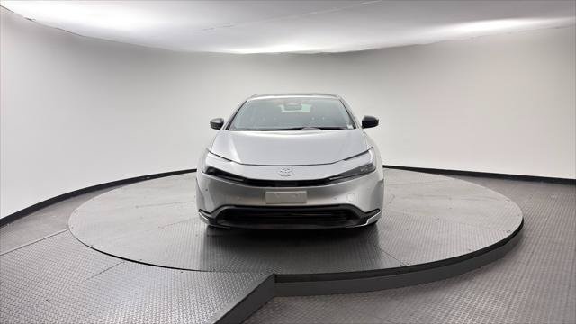 Used 2025 Toyota Prius LE FWD image 12