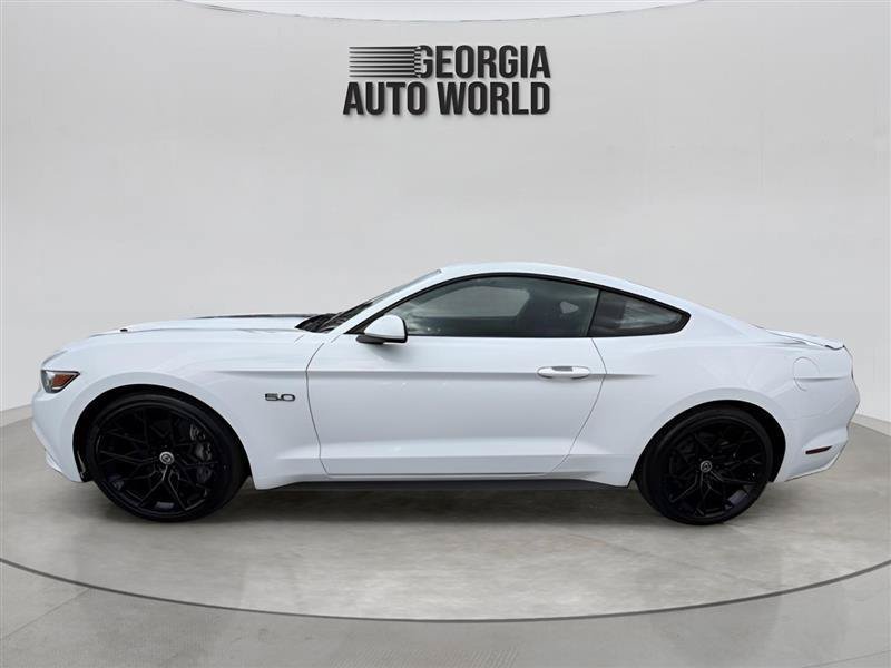 Used 2017 Ford Mustang GT RWD image 10