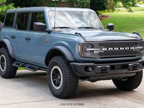 Used 2023 Ford Bronco Badlands w/ Sasquatch Package AWD/4WD image 16