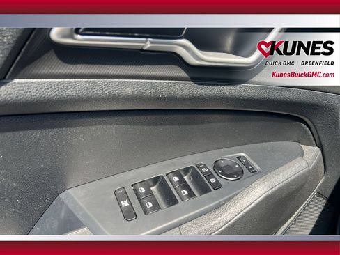 Used 2026 Kia Sportage LX FWD image 14