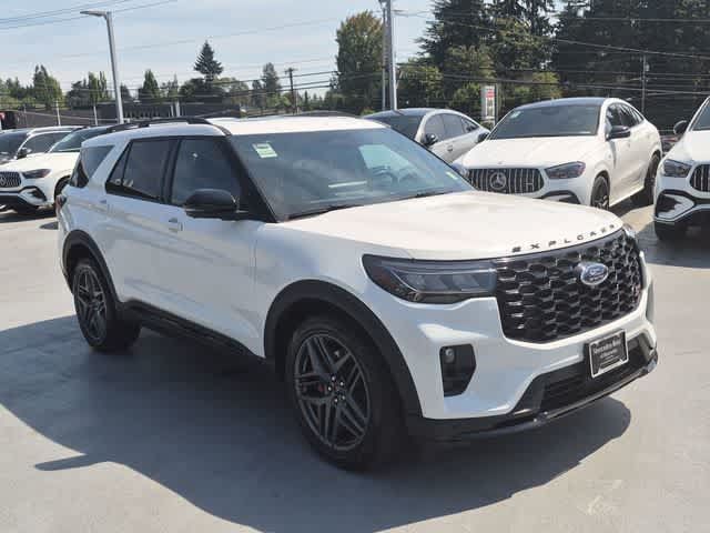 Used 2025 Ford Explorer ST w/ Sun And Sound Package AWD/4WD image 3