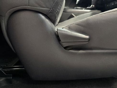 Used 2019 Toyota Tacoma TRD Off-Road w/ Technology Package image 43