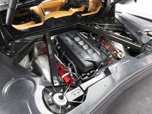 Used 2020 Chevrolet Corvette Stingray Premium Cpe w/ 3LT Preferred Equipment Group image 44