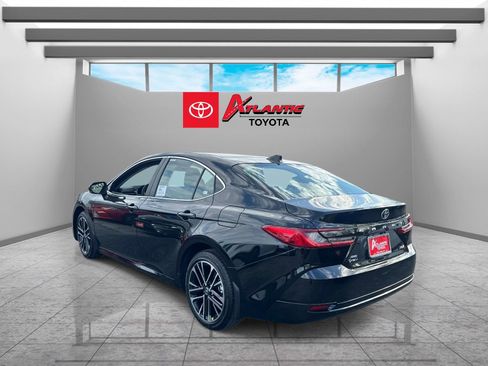 New 2026 Toyota Camry XLE image 7