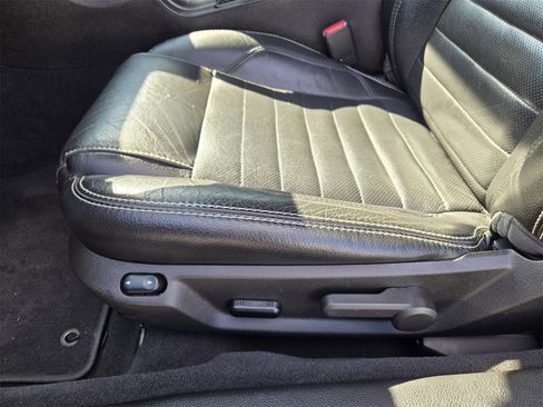 Used 2010 Ford Mustang GT image 20