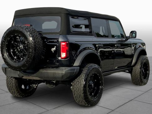 Used 2022 Ford Bronco Black Diamond image 13