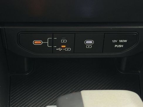 Used 2025 Kia K4 FWD image 20