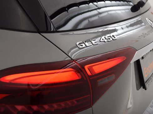 Used 2026 Mercedes-Benz GLE 450 4MATIC image 12