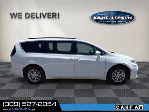 Used 2022 Chrysler Pacifica Touring-L FWD image 4