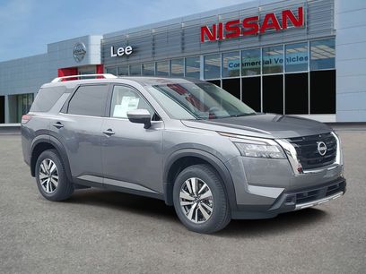 New 2025 Nissan Pathfinder SL