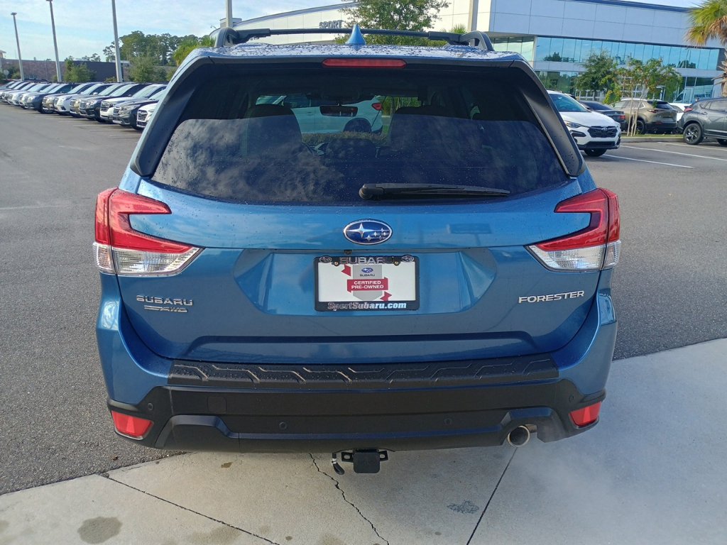 Certified 2023 Subaru Forester Limited AWD/4WD image 6